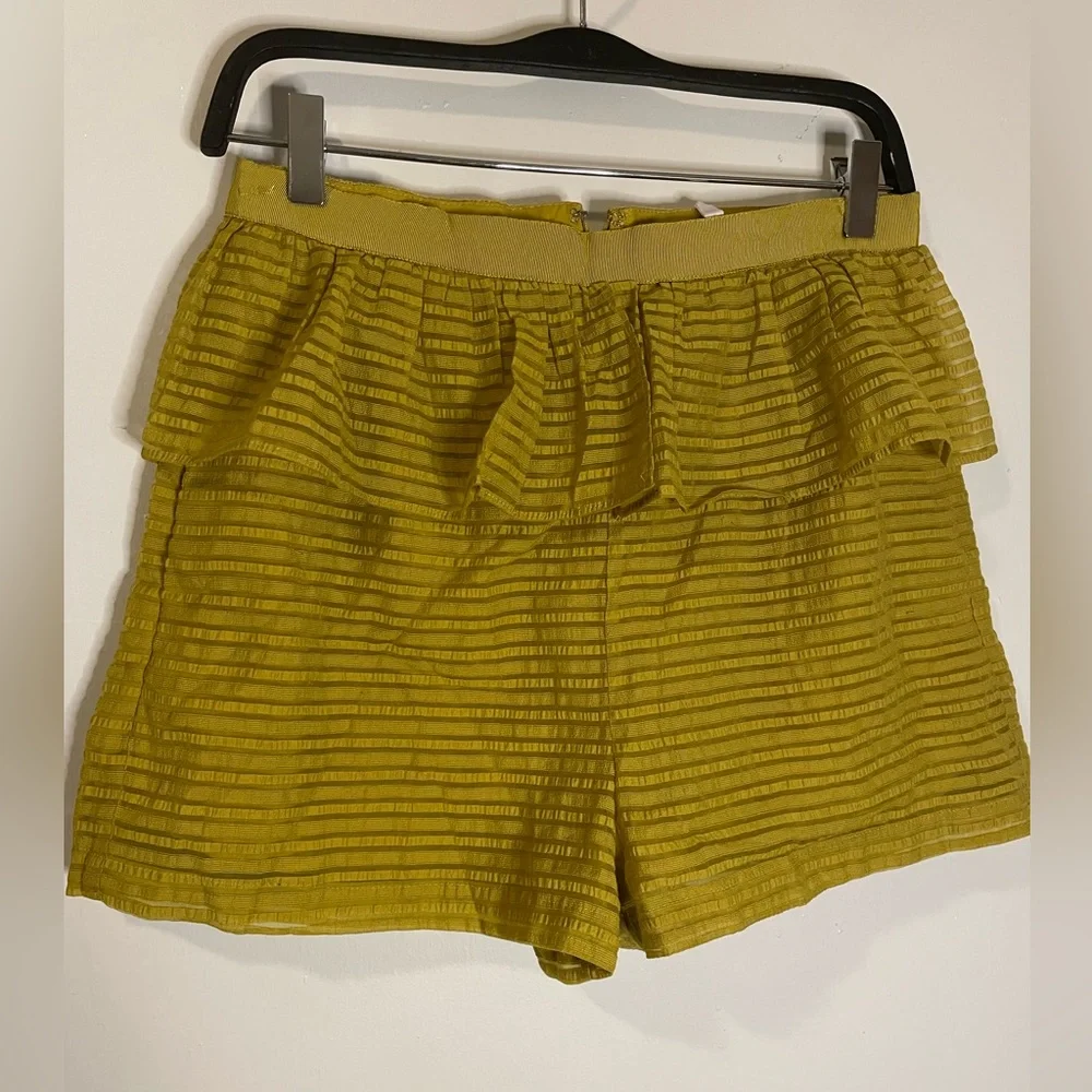 BCBGeneration - Picture 1 of 3